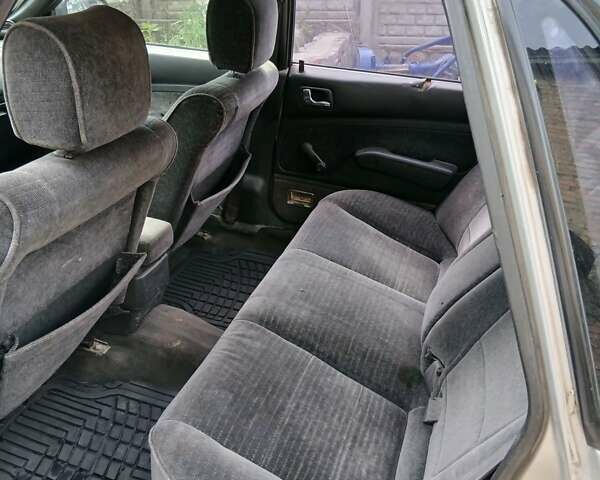 Сірий Міцубісі Галант, об'ємом двигуна 1.7 л та пробігом 120 тис. км за 1600 $, фото 1 на Automoto.ua