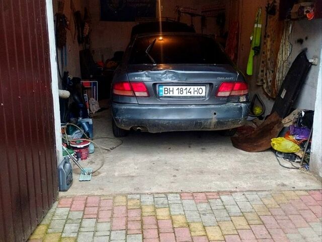 Серый Мицубиси Галант, объемом двигателя 1.8 л и пробегом 0 тыс. км за 1250 $, фото 3 на Automoto.ua