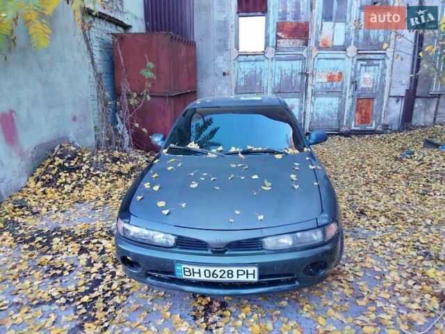 Серый Мицубиси Галант, объемом двигателя 1.8 л и пробегом 245 тыс. км за 2000 $, фото 5 на Automoto.ua