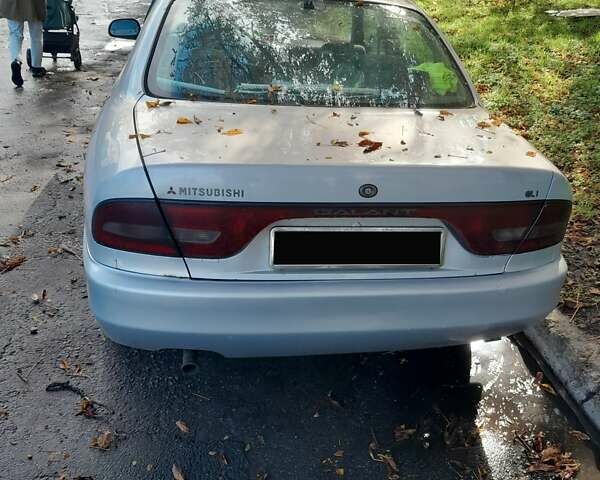 Серый Мицубиси Галант, объемом двигателя 1.76 л и пробегом 313 тыс. км за 1200 $, фото 1 на Automoto.ua