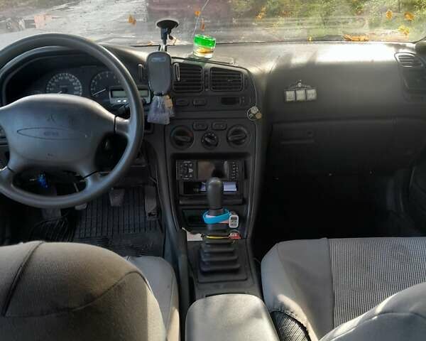 Серый Мицубиси Галант, объемом двигателя 1.76 л и пробегом 313 тыс. км за 1200 $, фото 6 на Automoto.ua