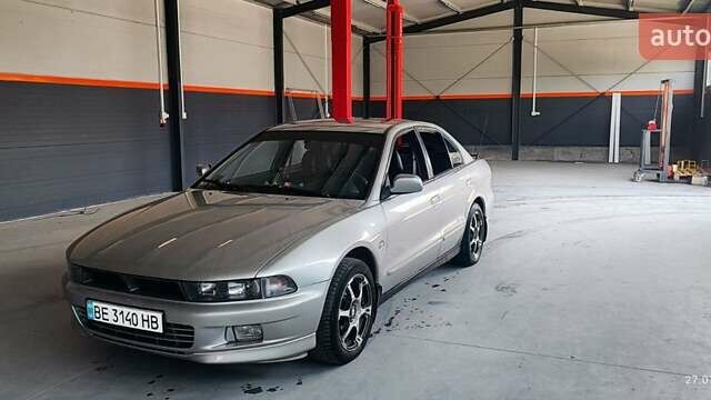 Сірий Міцубісі Галант, об'ємом двигуна 2.5 л та пробігом 337 тис. км за 3500 $, фото 1 на Automoto.ua