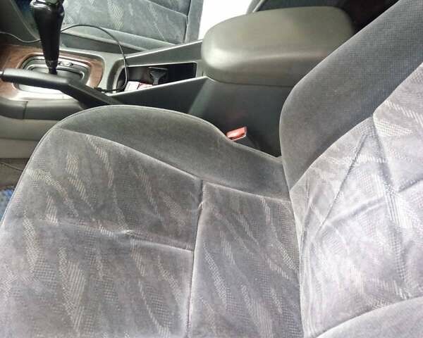 Серый Мицубиси Галант, объемом двигателя 2.5 л и пробегом 313 тыс. км за 3500 $, фото 5 на Automoto.ua