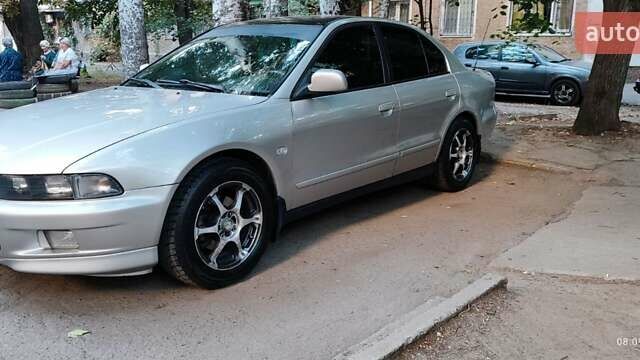 Сірий Міцубісі Галант, об'ємом двигуна 2.5 л та пробігом 337 тис. км за 3500 $, фото 2 на Automoto.ua