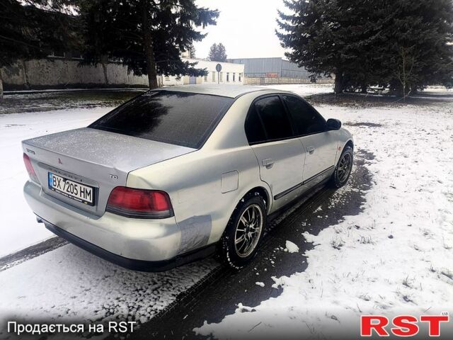 Серый Мицубиси Галант, объемом двигателя 20 л и пробегом 311 тыс. км за 2100 $, фото 2 на Automoto.ua