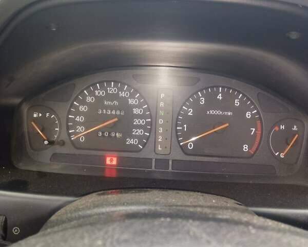 Серый Мицубиси Галант, объемом двигателя 2.5 л и пробегом 313 тыс. км за 3500 $, фото 3 на Automoto.ua