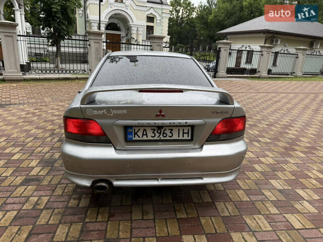 Серый Мицубиси Галант, объемом двигателя 2.5 л и пробегом 390 тыс. км за 4555 $, фото 6 на Automoto.ua