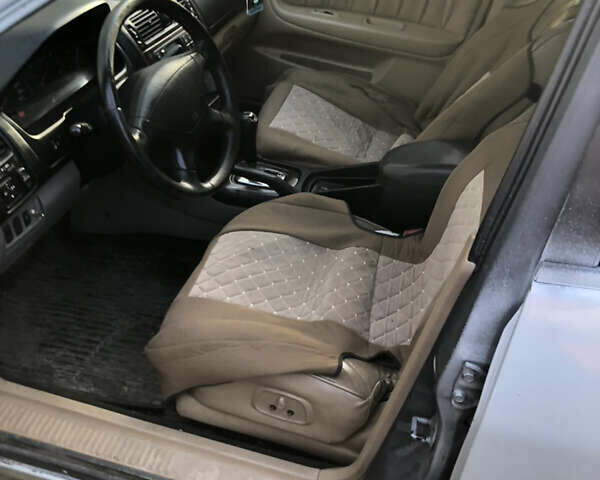 Серый Мицубиси Галант, объемом двигателя 2.5 л и пробегом 315 тыс. км за 1450 $, фото 4 на Automoto.ua