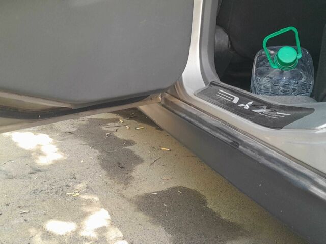 Сірий Міцубісі Галант, об'ємом двигуна 2 л та пробігом 390 тис. км за 2500 $, фото 7 на Automoto.ua