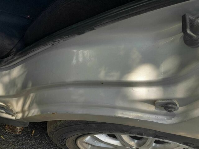 Серый Мицубиси Галант, объемом двигателя 2 л и пробегом 390 тыс. км за 2500 $, фото 5 на Automoto.ua