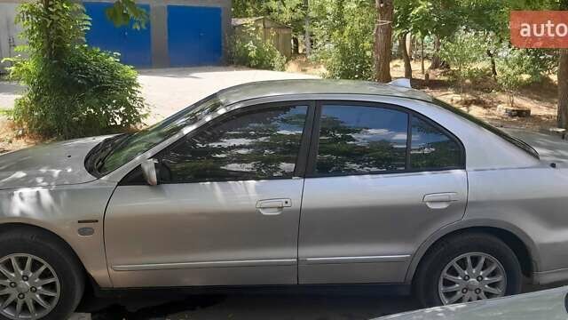 Сірий Міцубісі Галант, об'ємом двигуна 2 л та пробігом 390 тис. км за 2500 $, фото 1 на Automoto.ua