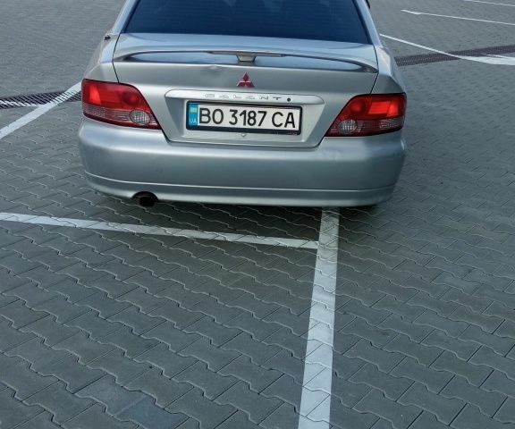 Сірий Міцубісі Галант, об'ємом двигуна 2 л та пробігом 350 тис. км за 3200 $, фото 7 на Automoto.ua