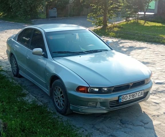 Сірий Міцубісі Галант, об'ємом двигуна 2 л та пробігом 350 тис. км за 3200 $, фото 5 на Automoto.ua