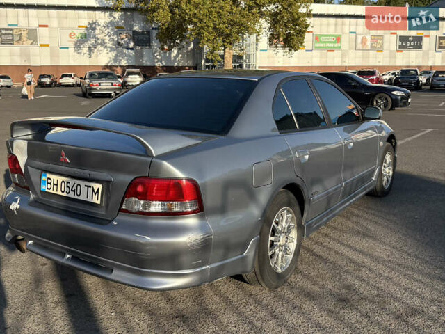 Серый Мицубиси Галант, объемом двигателя 2 л и пробегом 145 тыс. км за 5500 $, фото 5 на Automoto.ua