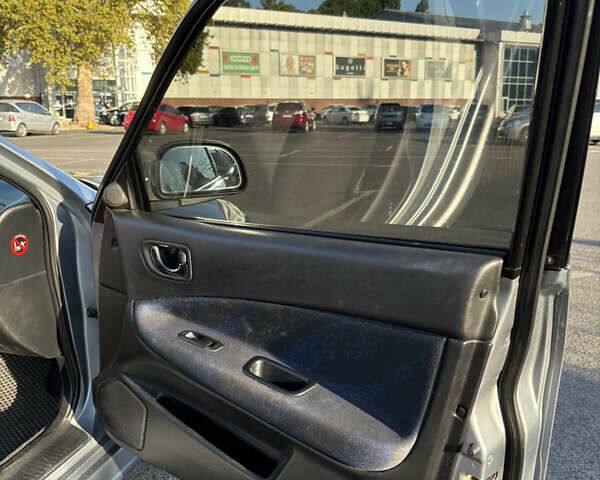 Серый Мицубиси Галант, объемом двигателя 2 л и пробегом 145 тыс. км за 5500 $, фото 18 на Automoto.ua