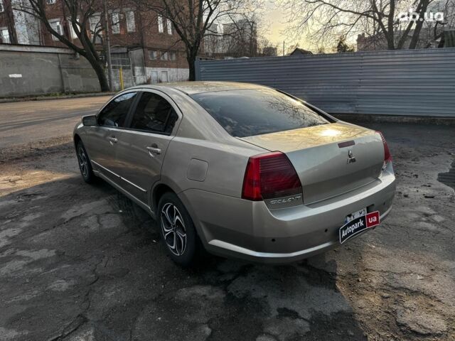 Серый Мицубиси Галант, объемом двигателя 2.4 л и пробегом 120 тыс. км за 4990 $, фото 2 на Automoto.ua