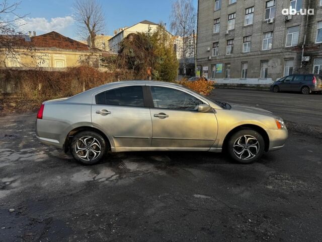 Серый Мицубиси Галант, объемом двигателя 2.4 л и пробегом 120 тыс. км за 4990 $, фото 5 на Automoto.ua