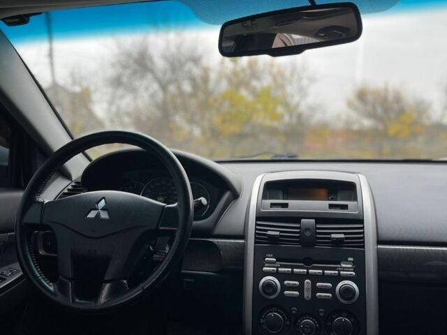 Сірий Міцубісі Галант, об'ємом двигуна 2.4 л та пробігом 220 тис. км за 2999 $, фото 13 на Automoto.ua