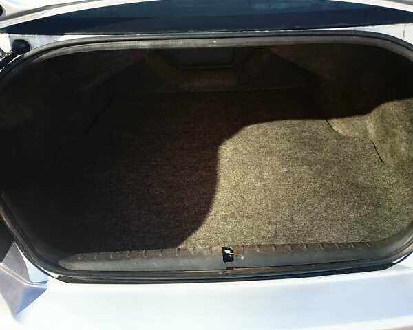 Серый Мицубиси Галант, объемом двигателя 2.35 л и пробегом 218 тыс. км за 5300 $, фото 24 на Automoto.ua