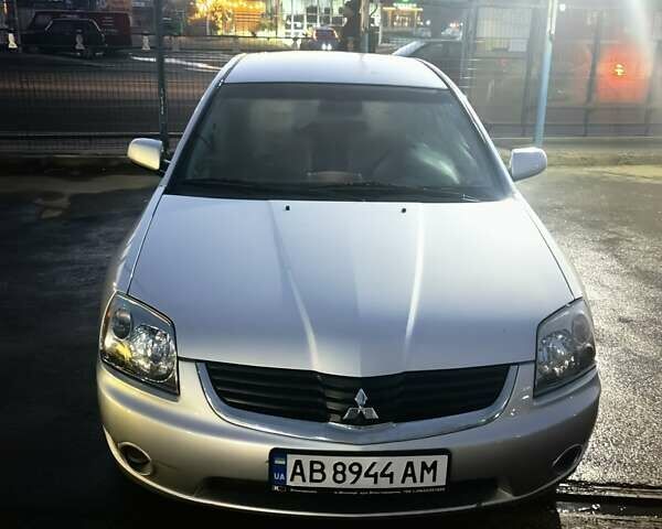 Серый Мицубиси Галант, объемом двигателя 2.35 л и пробегом 218 тыс. км за 5300 $, фото 32 на Automoto.ua