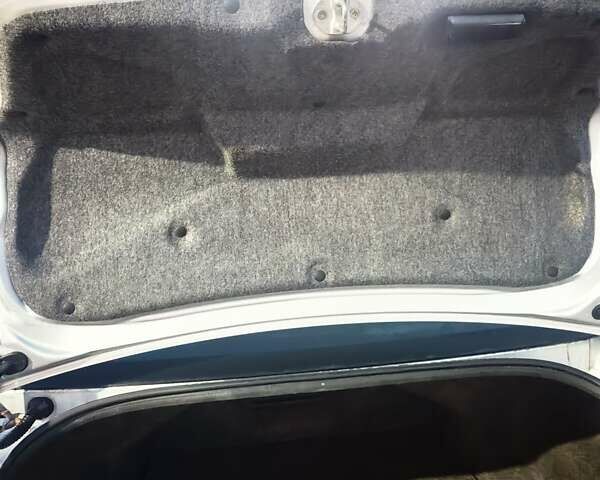 Серый Мицубиси Галант, объемом двигателя 2.35 л и пробегом 218 тыс. км за 5300 $, фото 25 на Automoto.ua