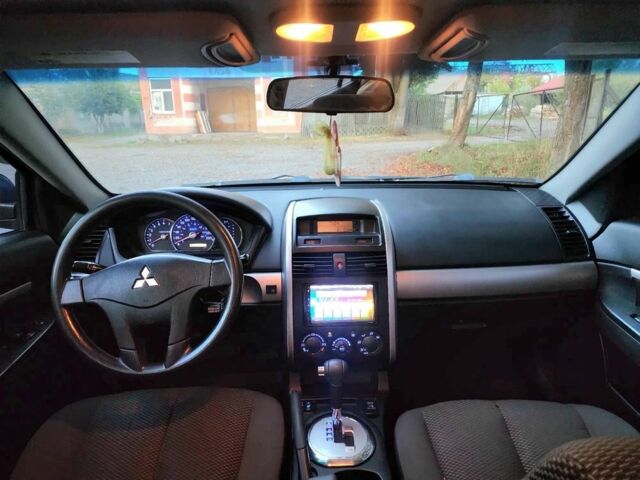 Серый Мицубиси Галант, объемом двигателя 2.4 л и пробегом 232 тыс. км за 5000 $, фото 7 на Automoto.ua