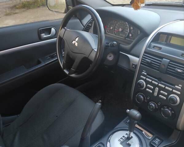 Серый Мицубиси Галант, объемом двигателя 2.4 л и пробегом 152 тыс. км за 5200 $, фото 5 на Automoto.ua