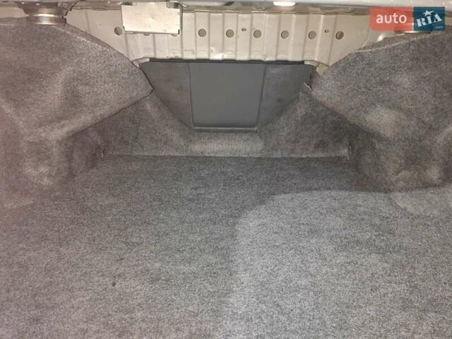 Серый Мицубиси Галант, объемом двигателя 2.35 л и пробегом 218 тыс. км за 5300 $, фото 18 на Automoto.ua