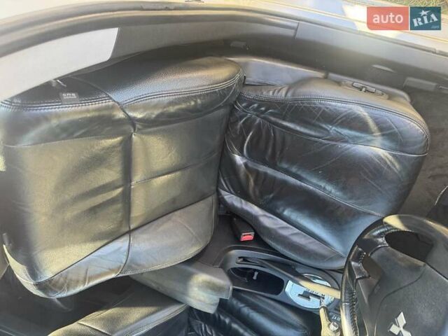 Сірий Міцубісі Галант, об'ємом двигуна 2.38 л та пробігом 342 тис. км за 3950 $, фото 9 на Automoto.ua