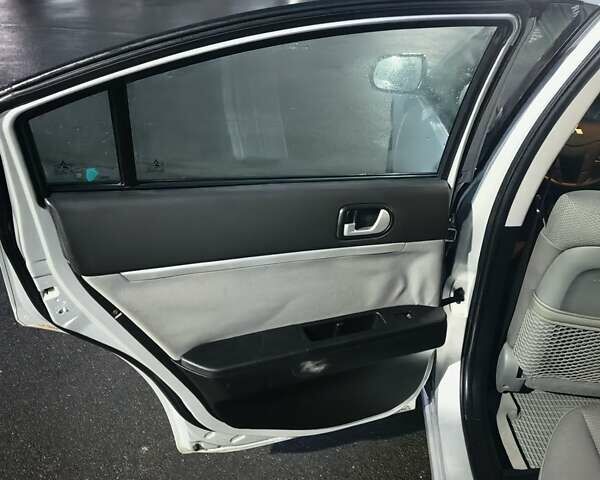 Серый Мицубиси Галант, объемом двигателя 2.35 л и пробегом 218 тыс. км за 5300 $, фото 39 на Automoto.ua