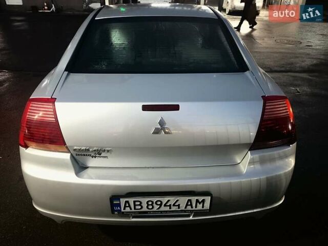 Серый Мицубиси Галант, объемом двигателя 2.35 л и пробегом 218 тыс. км за 5300 $, фото 33 на Automoto.ua