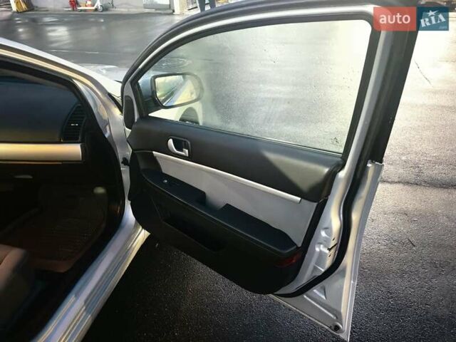 Серый Мицубиси Галант, объемом двигателя 2.35 л и пробегом 218 тыс. км за 5300 $, фото 27 на Automoto.ua