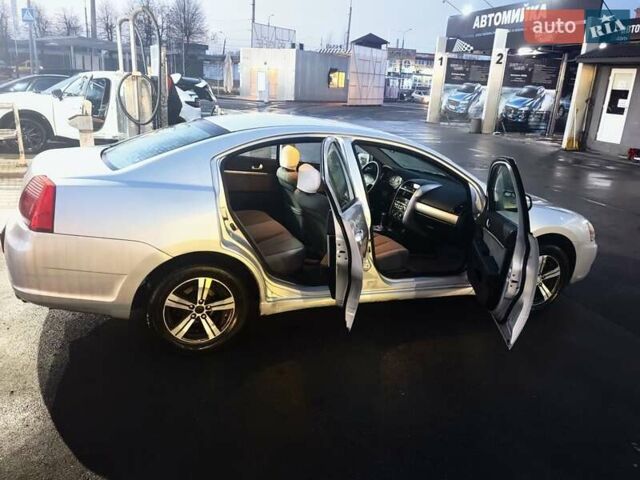 Серый Мицубиси Галант, объемом двигателя 2.35 л и пробегом 218 тыс. км за 5300 $, фото 13 на Automoto.ua