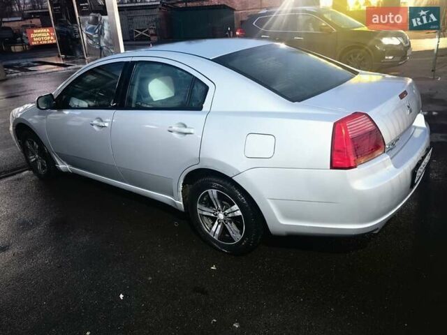 Серый Мицубиси Галант, объемом двигателя 2.35 л и пробегом 218 тыс. км за 5300 $, фото 10 на Automoto.ua