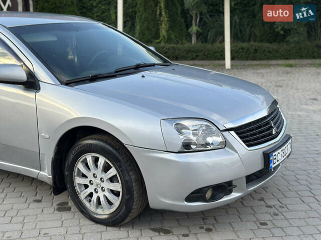 Сірий Міцубісі Галант, об'ємом двигуна 2.4 л та пробігом 300 тис. км за 3900 $, фото 16 на Automoto.ua