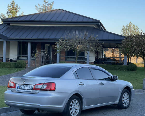 Серый Мицубиси Галант, объемом двигателя 2.4 л и пробегом 271 тыс. км за 3999 $, фото 4 на Automoto.ua