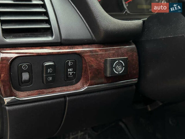 Серый Мицубиси Галант, объемом двигателя 2.38 л и пробегом 267 тыс. км за 3900 $, фото 7 на Automoto.ua