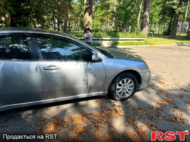 Серый Мицубиси Галант, объемом двигателя 2.4 л и пробегом 182 тыс. км за 5000 $, фото 5 на Automoto.ua