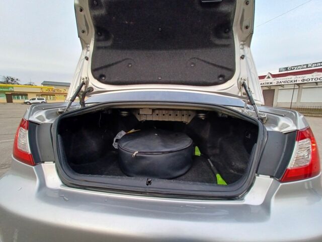 Сірий Міцубісі Галант, об'ємом двигуна 2.4 л та пробігом 297 тис. км за 6000 $, фото 6 на Automoto.ua