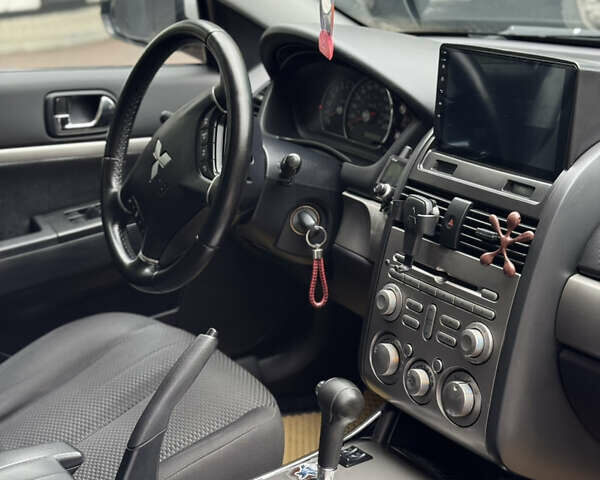 Серый Мицубиси Галант, объемом двигателя 2.4 л и пробегом 398 тыс. км за 4899 $, фото 34 на Automoto.ua