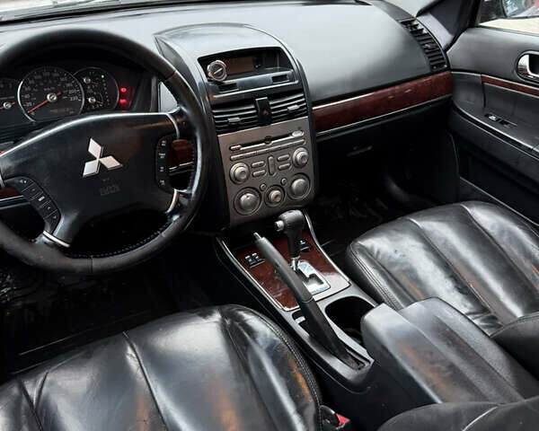 Сірий Міцубісі Галант, об'ємом двигуна 2.38 л та пробігом 303 тис. км за 3800 $, фото 15 на Automoto.ua