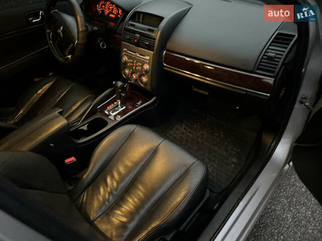 Серый Мицубиси Галант, объемом двигателя 2.4 л и пробегом 200 тыс. км за 4400 $, фото 4 на Automoto.ua