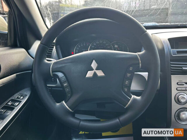 Серый Мицубиси Галант, объемом двигателя 2.4 л и пробегом 285 тыс. км за 6800 $, фото 10 на Automoto.ua