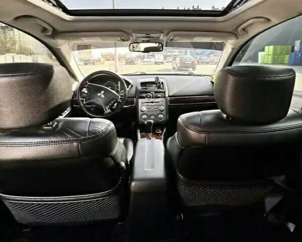 Серый Мицубиси Галант, объемом двигателя 2.38 л и пробегом 299 тыс. км за 3200 $, фото 5 на Automoto.ua