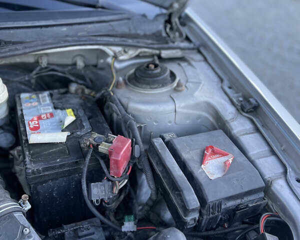 Серый Мицубиси Галант, объемом двигателя 2.4 л и пробегом 271 тыс. км за 3999 $, фото 21 на Automoto.ua