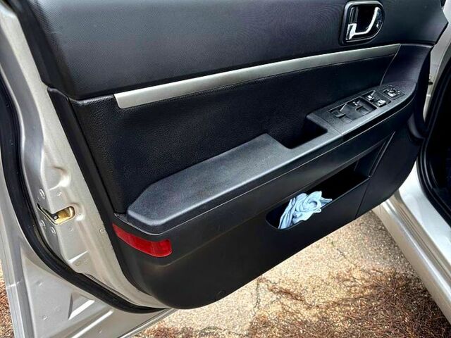 Серый Мицубиси Галант, объемом двигателя 2.4 л и пробегом 245 тыс. км за 5700 $, фото 2 на Automoto.ua