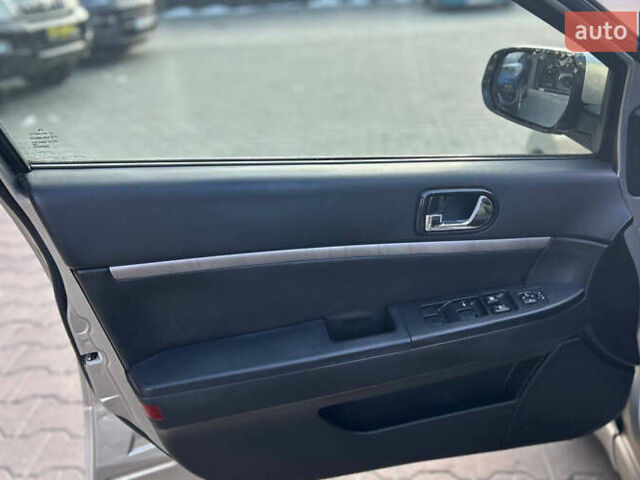 Серый Мицубиси Галант, объемом двигателя 2.4 л и пробегом 285 тыс. км за 6200 $, фото 6 на Automoto.ua