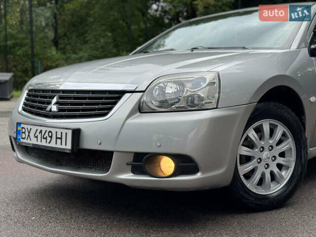 Серый Мицубиси Галант, объемом двигателя 2.4 л и пробегом 398 тыс. км за 5555 $, фото 6 на Automoto.ua