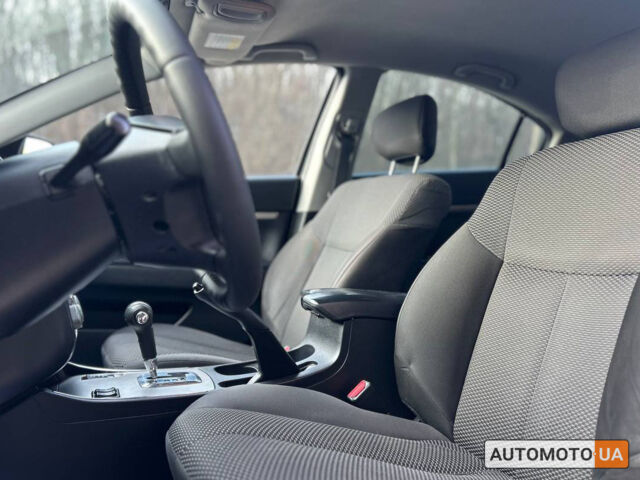 Серый Мицубиси Галант, объемом двигателя 2.4 л и пробегом 285 тыс. км за 6800 $, фото 7 на Automoto.ua