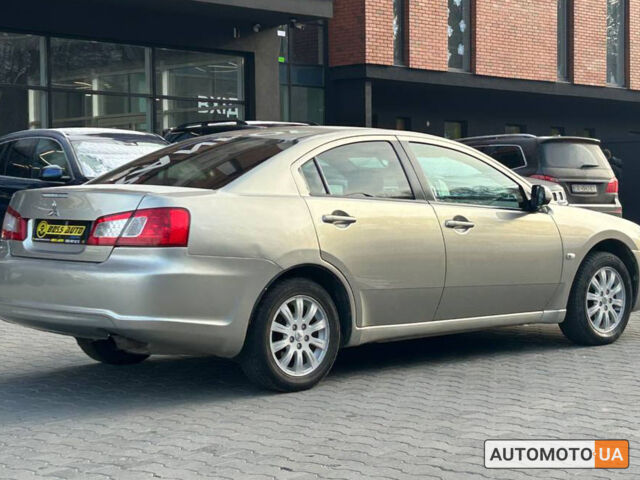 Серый Мицубиси Галант, объемом двигателя 2.4 л и пробегом 285 тыс. км за 6800 $, фото 5 на Automoto.ua